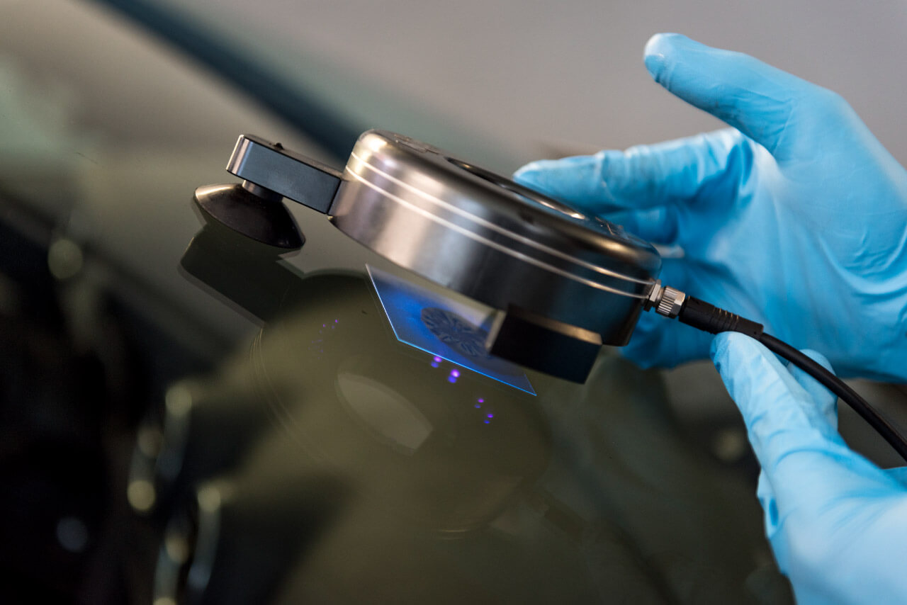 รวดเร็ว ประหยัด ปลอดภัย รักษากระจกเดิม